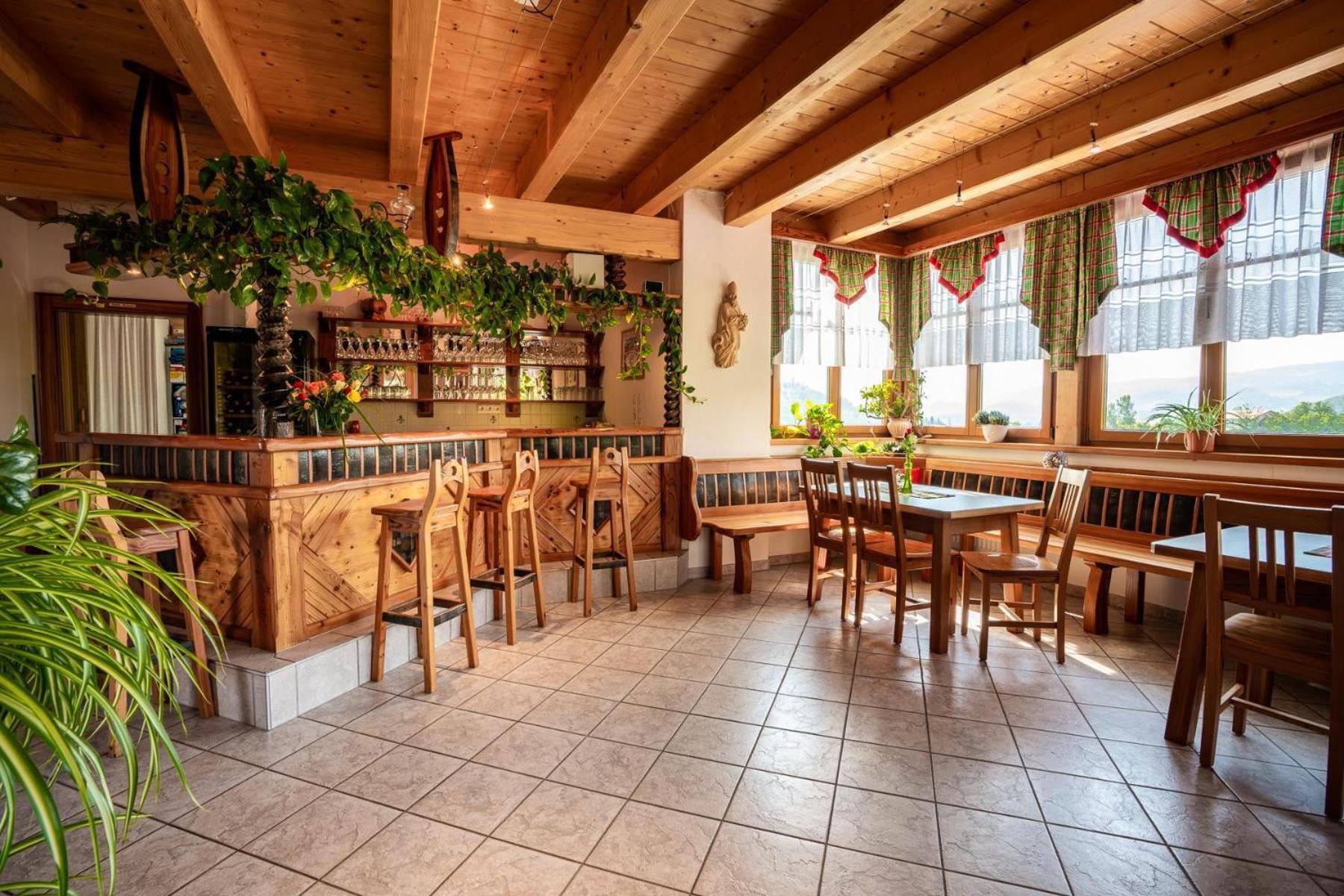 Weingut Juritsch Bed & Breakfast Leutschach Bagian luar foto